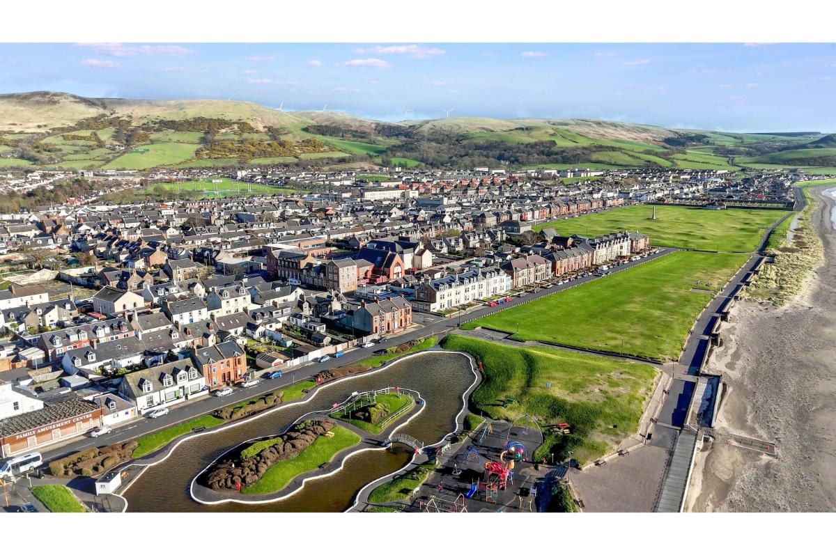 14LouisaDr20260329at201706